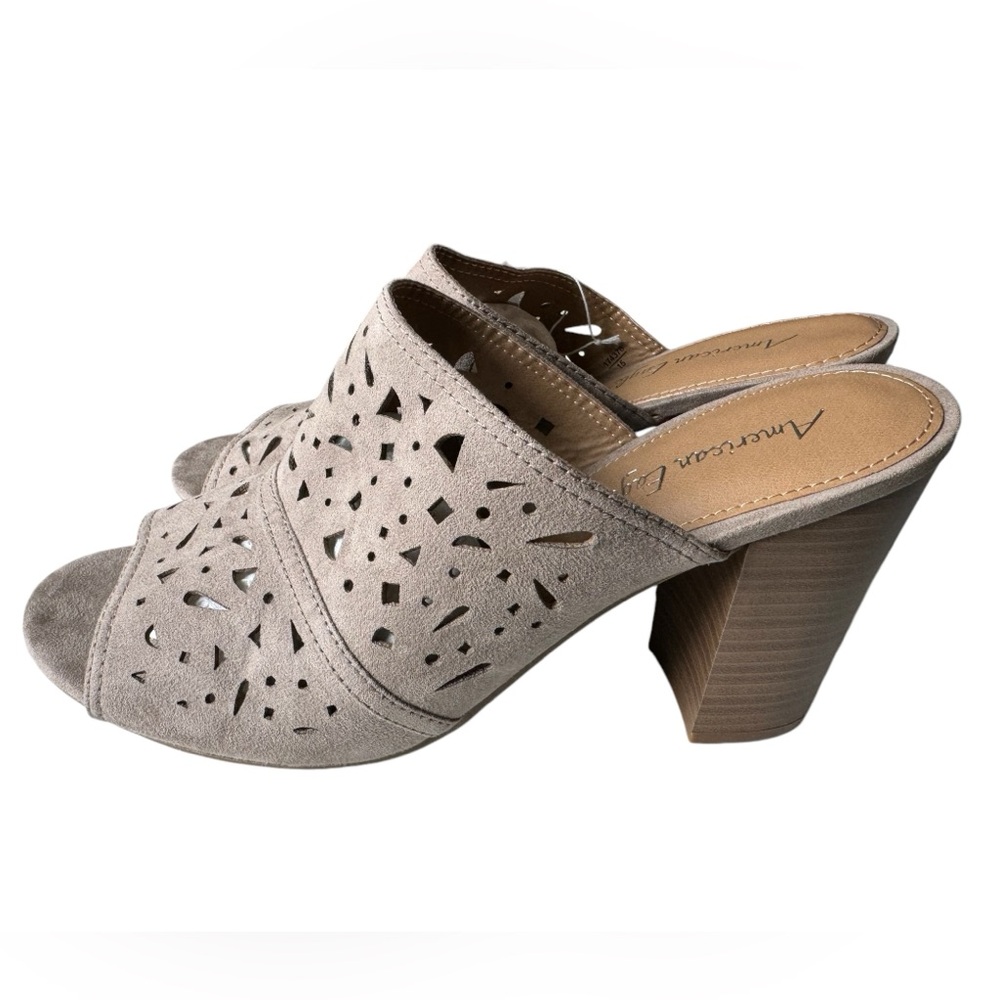 Retro American Eagle Outfitters Gray Leather Slip On Peeptoe Chunky Heels NWT 11